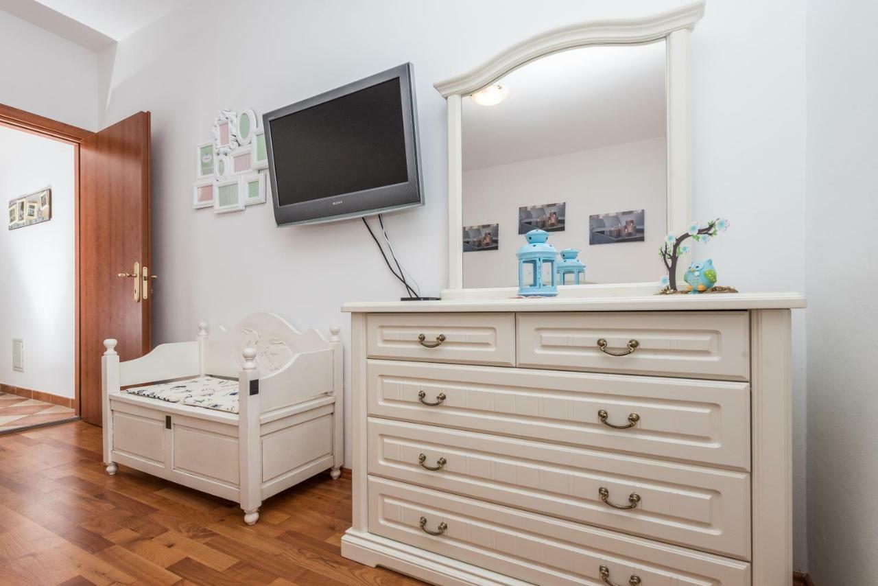 Apartments Jelavic Sutomiscica Экстерьер фото