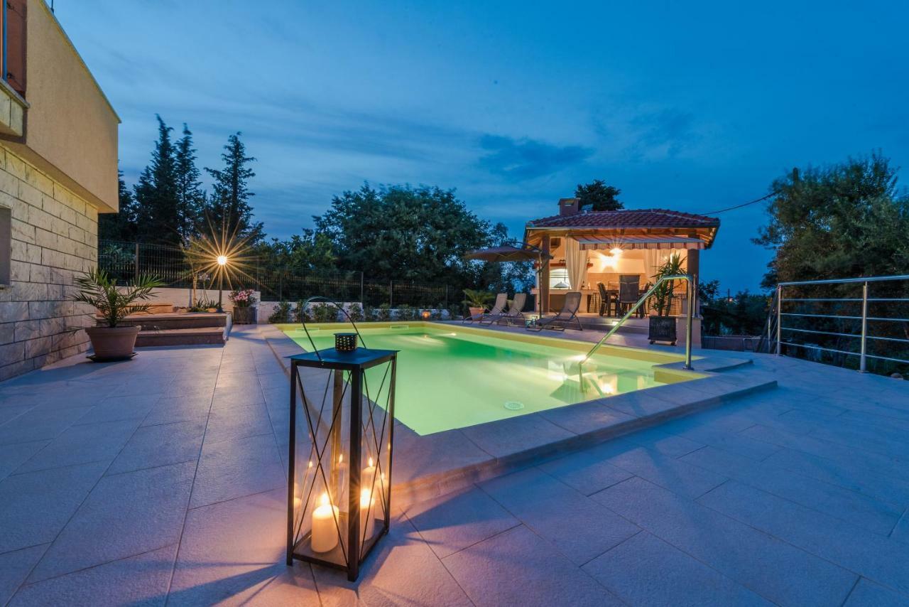 Apartments Jelavic Sutomiscica Экстерьер фото